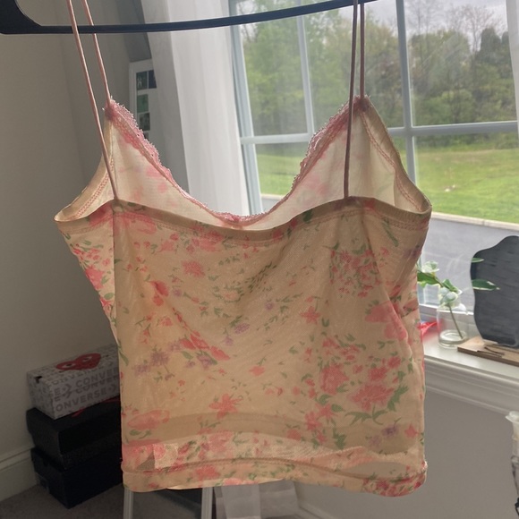 Top - Picture 2 of 2